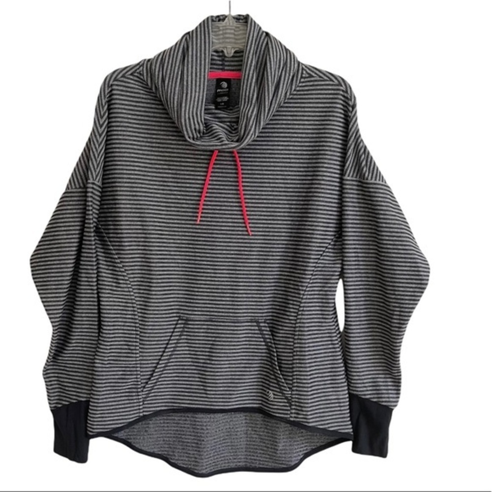MPG Mondetta Performance Gear Women’s Large Jacket with Thumb-holes.
